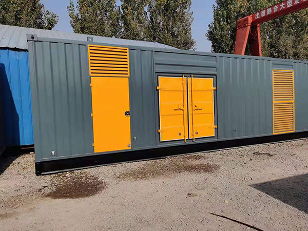 黔东南300kw 柴油发电机组用多大的空气开关？